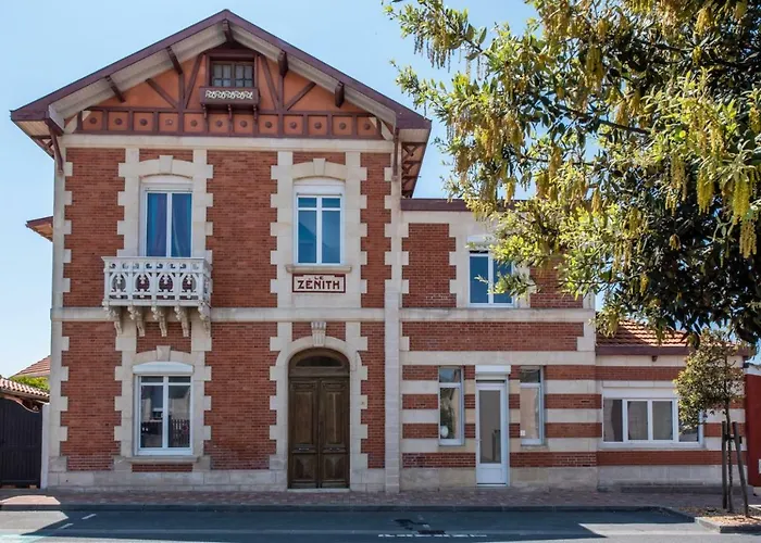 Hôtel accueillant les animaux: Villa Zenith Hostel-La Surf House